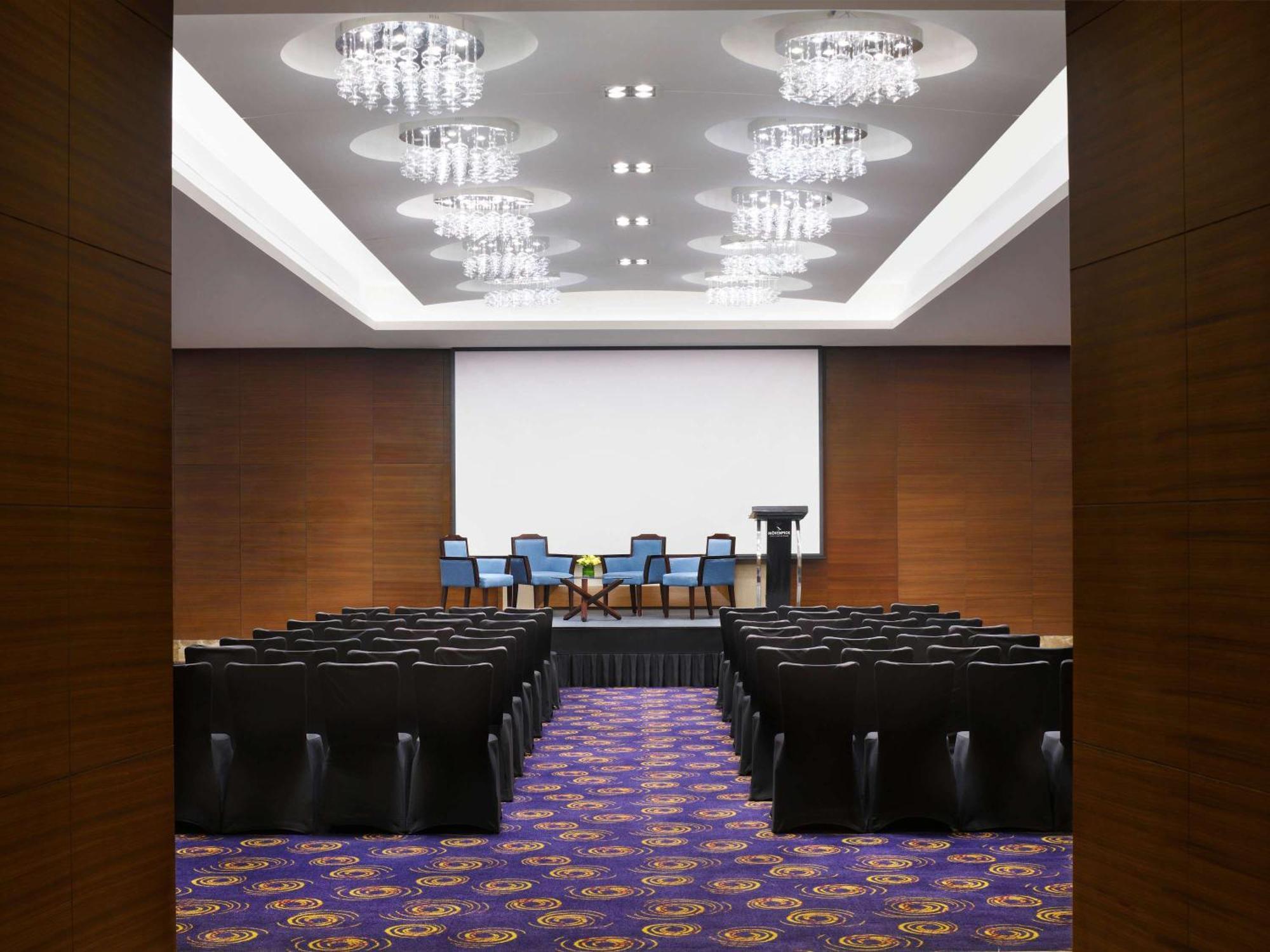 Mövenpick Hotel Jumeirah Beach Dubai Bagian luar foto The ballroom