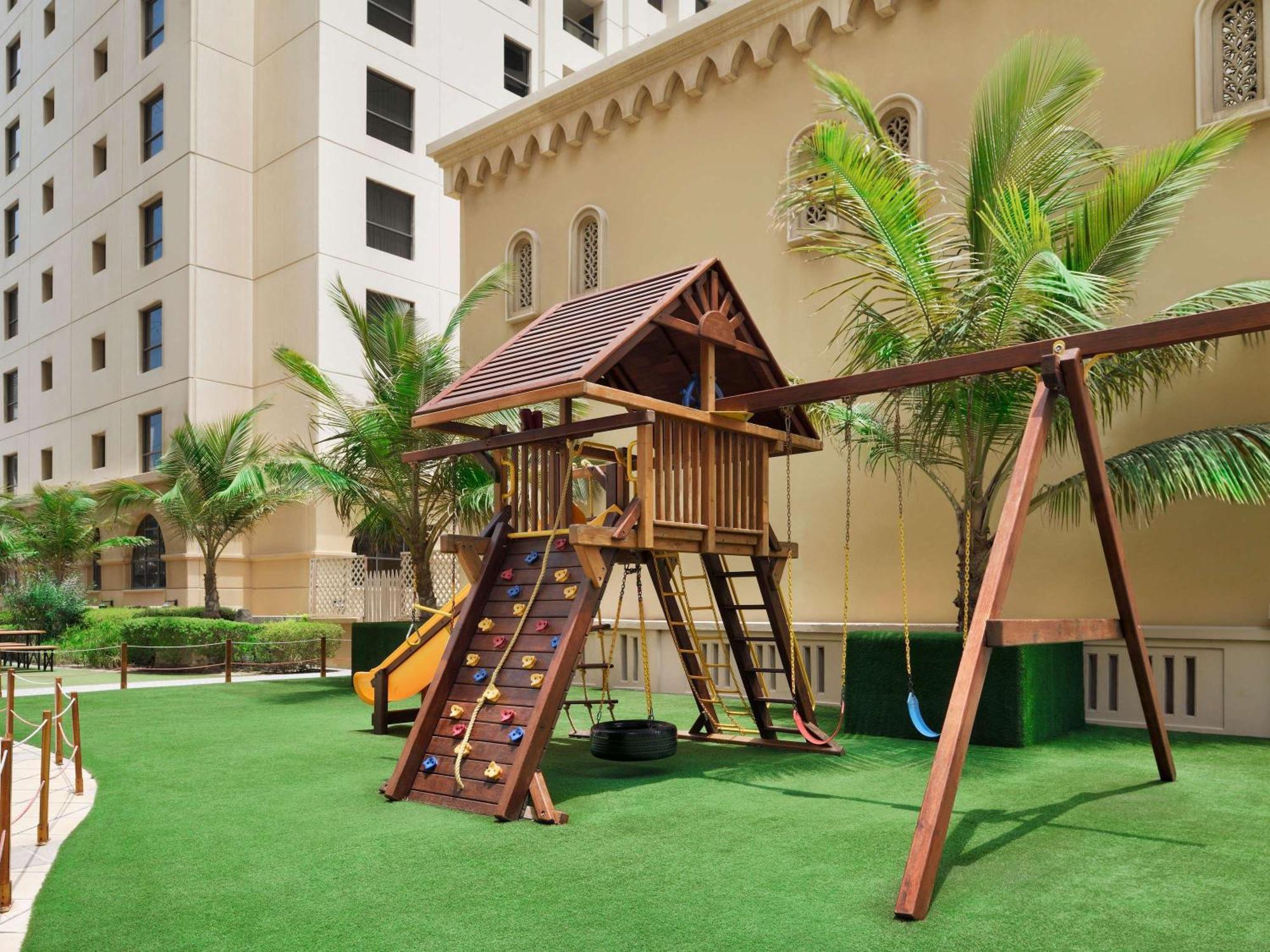 Mövenpick Hotel Jumeirah Beach Dubai Bagian luar foto Playground in Dubai
