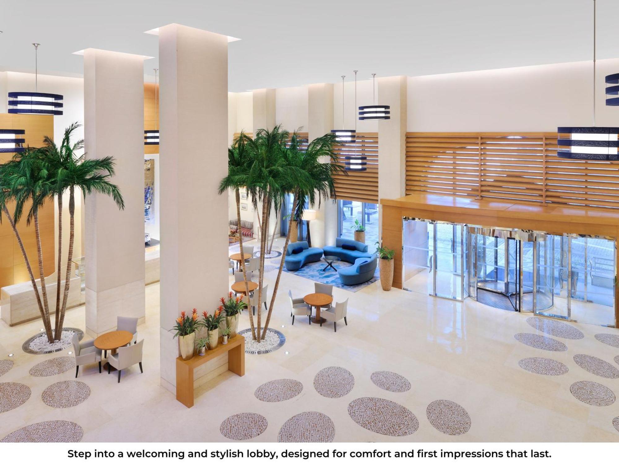 Mövenpick Hotel Jumeirah Beach Dubai Bagian luar foto Lobby